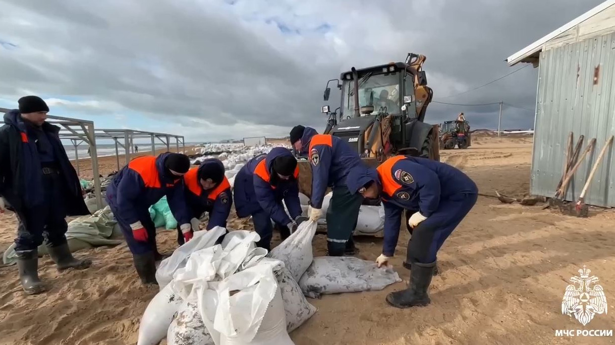 Больше 9 км пляжей очистили сегодня на Кубани