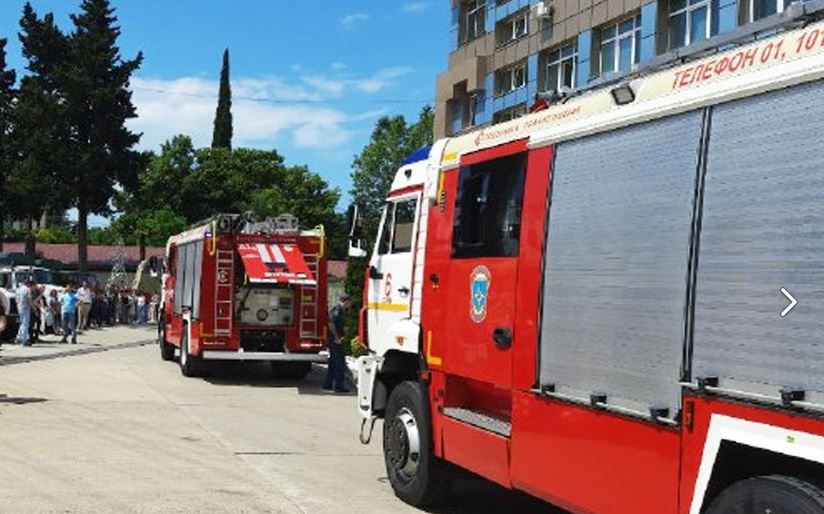 В Краснодаре и Новороссийске произошло два пожара, больше 100 человек эвакуировали