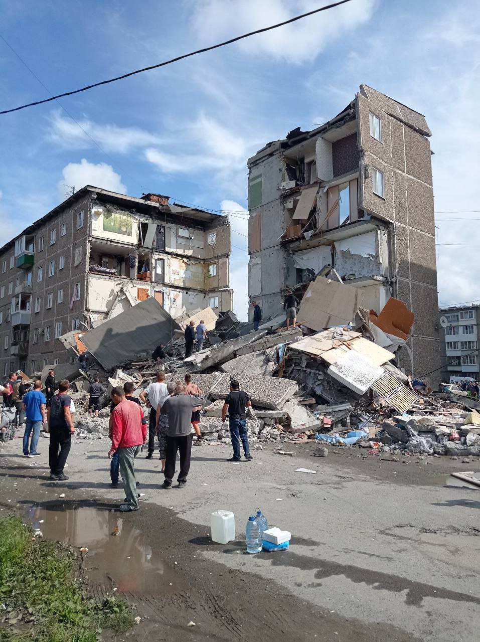 Взорвался газовый баллон в жилой пятиэтажке в Нижнем Тагиле