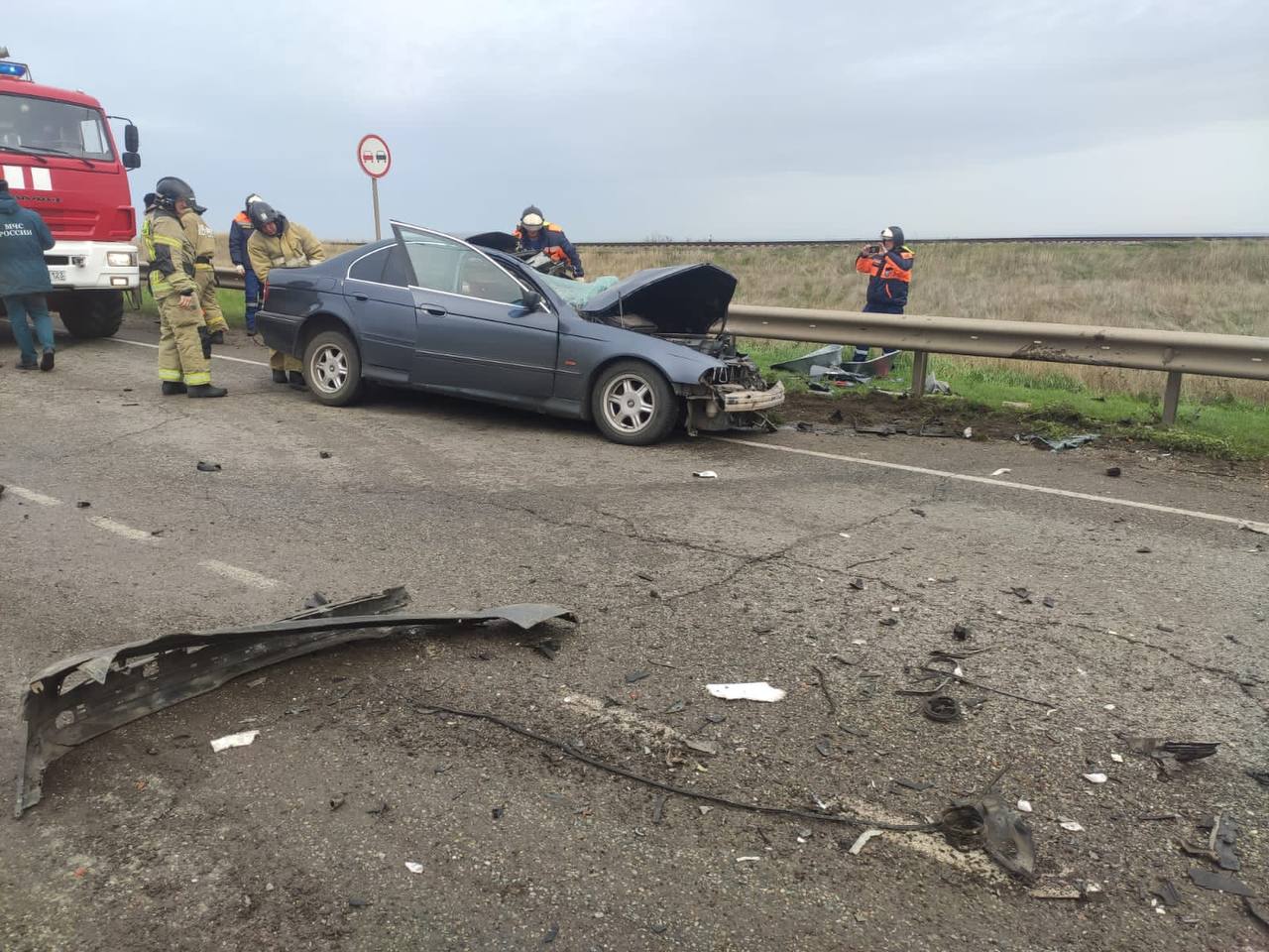 В Краснодарском крае иномарка врезалась в пассажирский автобус. Погиб человек