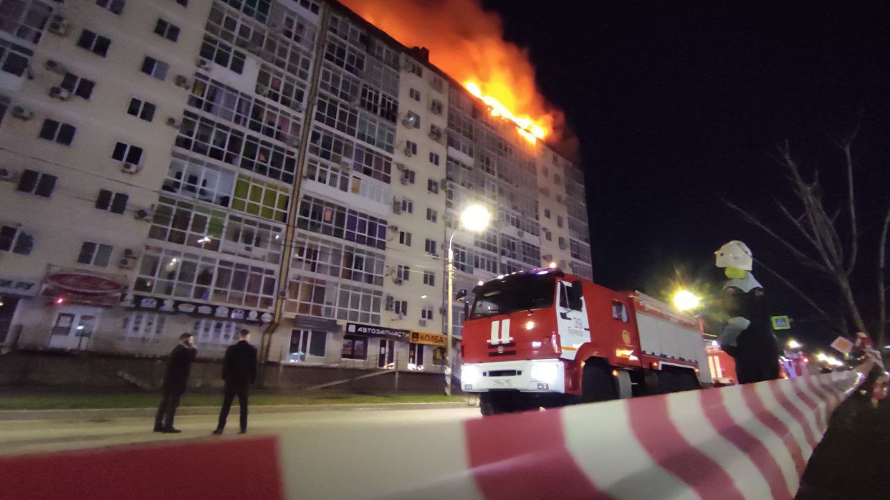 В доме на Объездной в Анапе, пострадавшем от пожара, подключают воду и свет