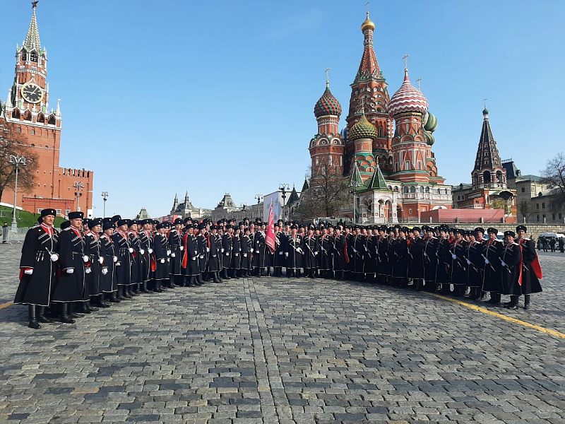 В Параде Победы в Москве маршировали кубанские казаки