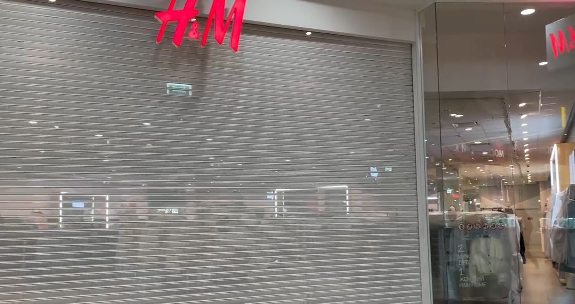 Магазины H&M закрыли в Краснодаре